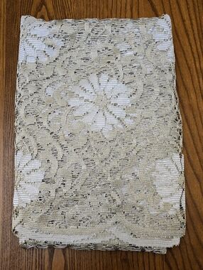 Vintage Guipure Lace Tablecloth 54x81 Stone Taupe Beige & White Floral Boho